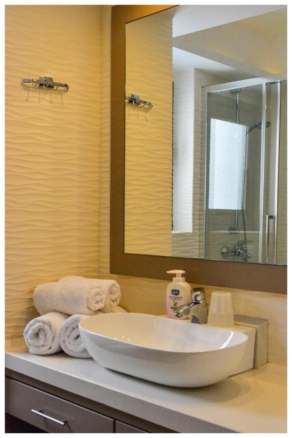 Potideon Bay Luxury Apartments Karpathos Ngoại thất bức ảnh